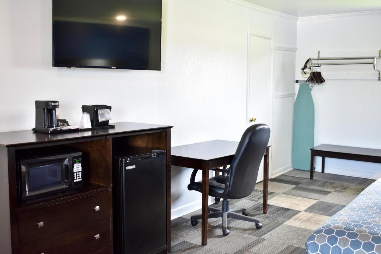 Rodeway Inn Swainsboro Zewnętrze zdjęcie