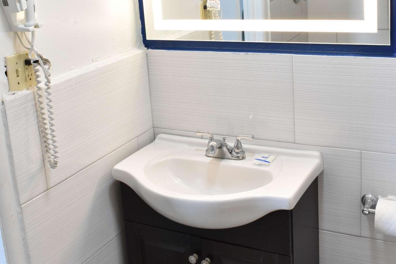 Rodeway Inn Swainsboro Zewnętrze zdjęcie