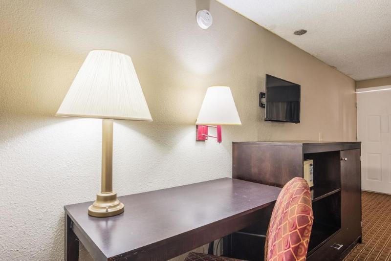 Rodeway Inn Swainsboro Zewnętrze zdjęcie