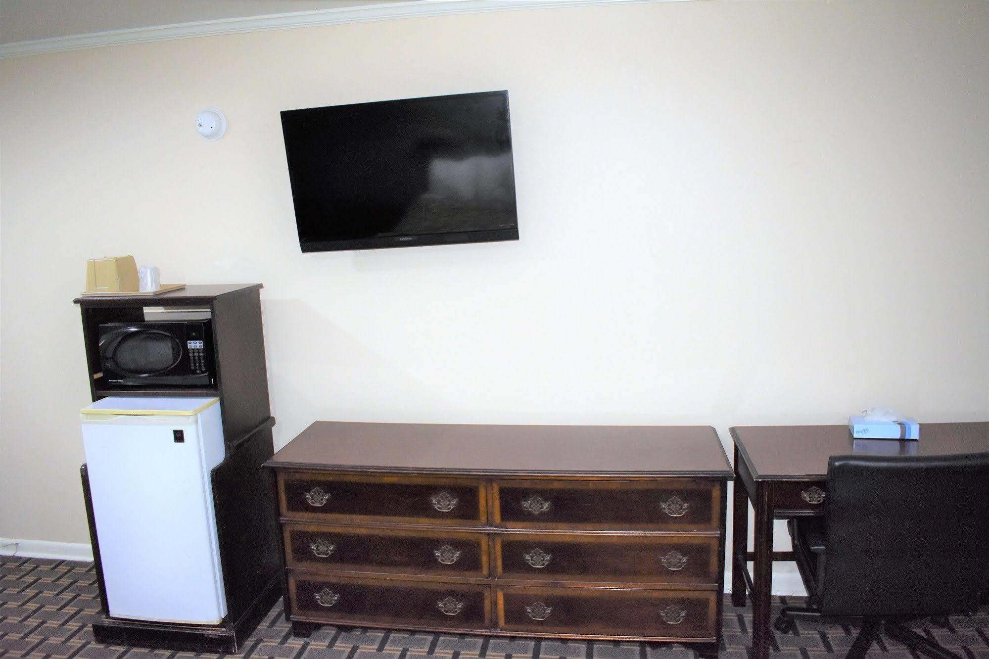 Rodeway Inn Swainsboro Zewnętrze zdjęcie