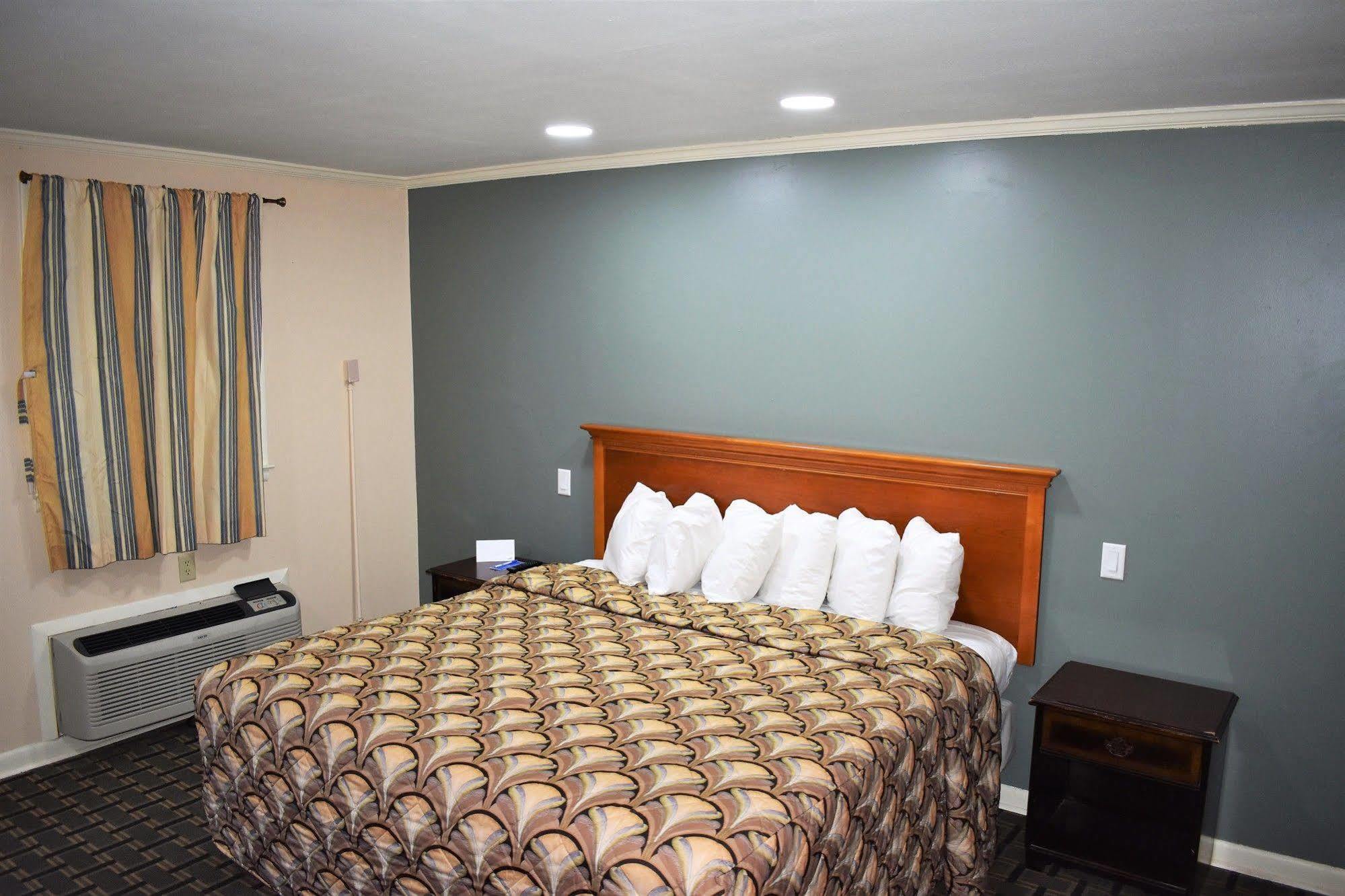 Rodeway Inn Swainsboro Zewnętrze zdjęcie